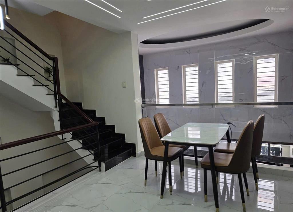 Chính chủ cần bán nhà lạc long quân, p. 5, quận 11 giá 9 tỷ