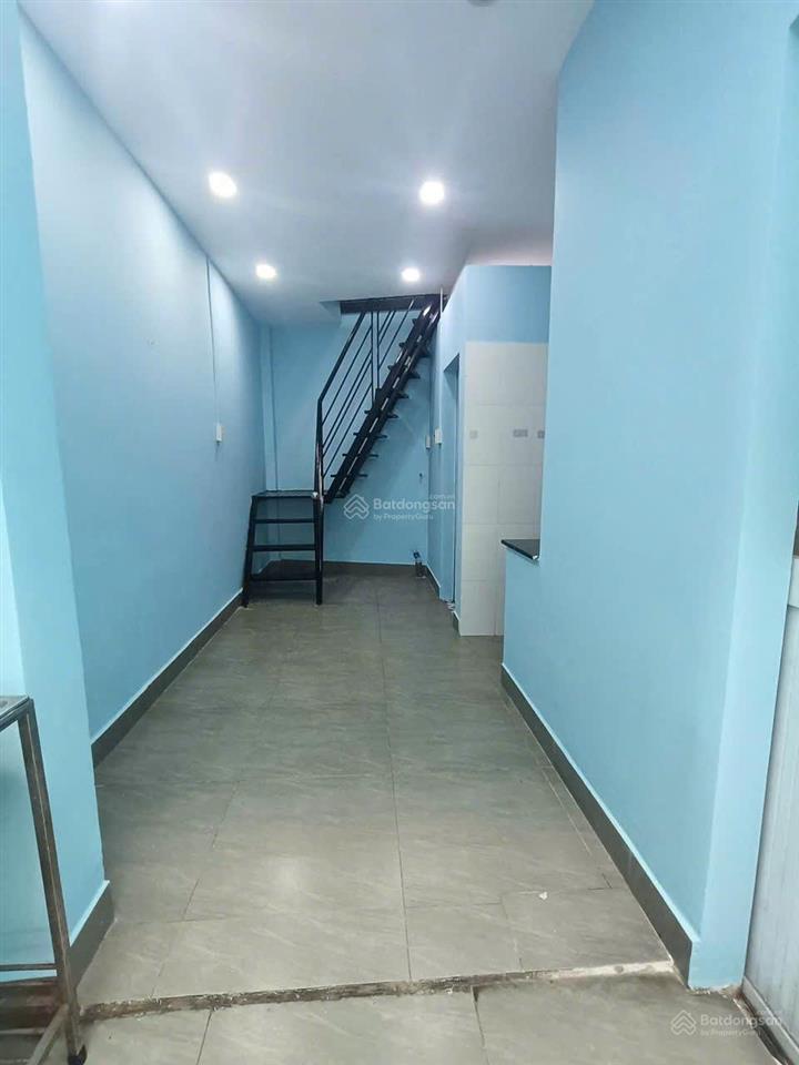 Bán gấp nhà hxh lê thị bạch cát p.11 quận 11.