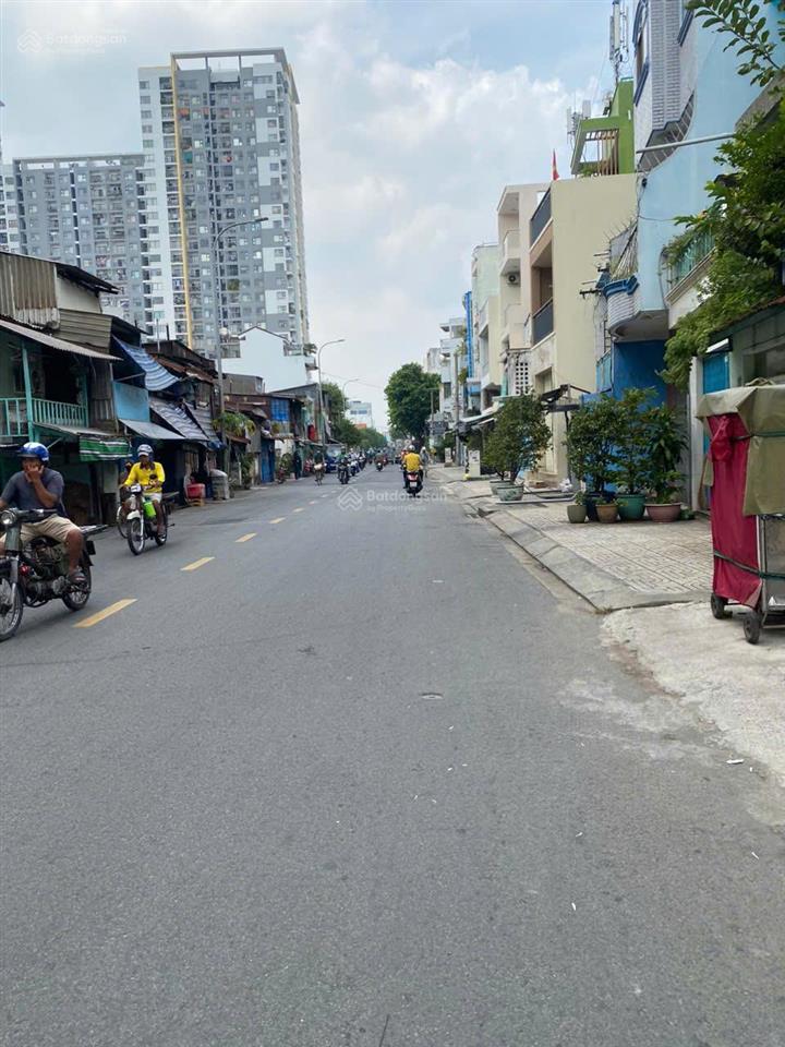 Tài sản có vị trí đắc địa đối diện chợ bình tây mtkd hậu giang, quận 6