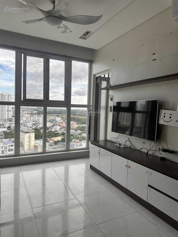 Chính chủ e bán lại căn hộ hưng phát silver star như hình 100%  giá thỏa thuận