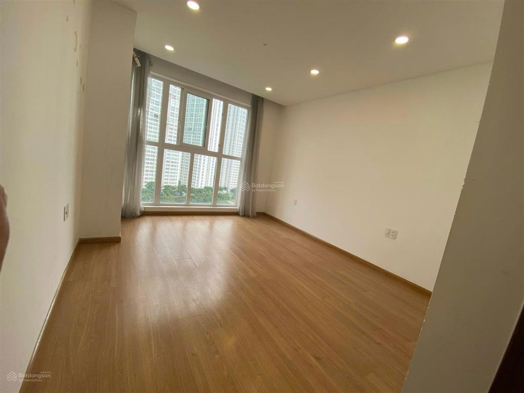 Mình chính chủ cần cho thuê căn hộ 2pn 75m2  nhà trống ở ngay  còn tin là còn nhà.  0906 968 ***