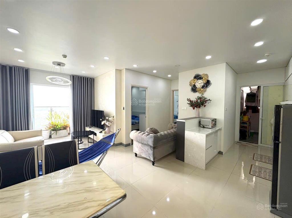 Do chuyển công tác nên cần bán lại căn hộ 3pn chung cư dragon hill 2  nhà đẹp giá 5,6 tỷ