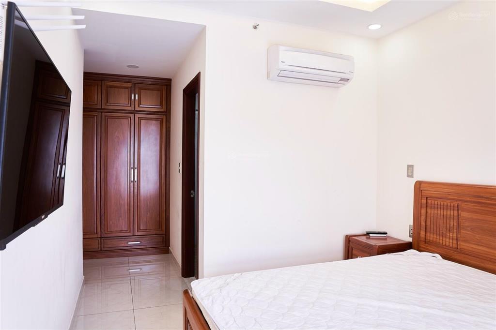 Bán căn góc chung cư scenic valley 1, 03pn, giá 11 tỷ, nhà có hợp đồng thuê , 01 ô đậu xe ô tô.