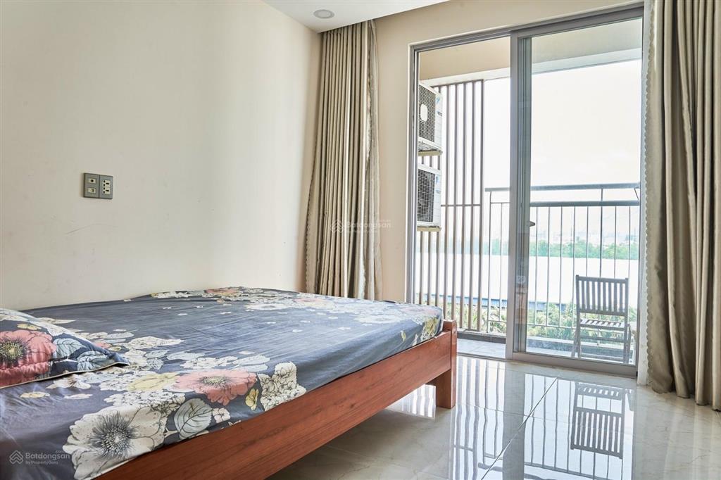 Bán căn góc chung cư scenic valley 1, 03pn, giá 11 tỷ, nhà có hợp đồng thuê , 01 ô đậu xe ô tô.