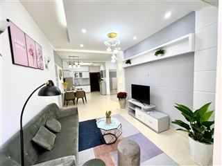 Bán gấp căn hộ sky garden ii, diện tích 71m2, giá 4.9 tỷ, 2pn, 1wc, nhà đang có hợp đồng thuê