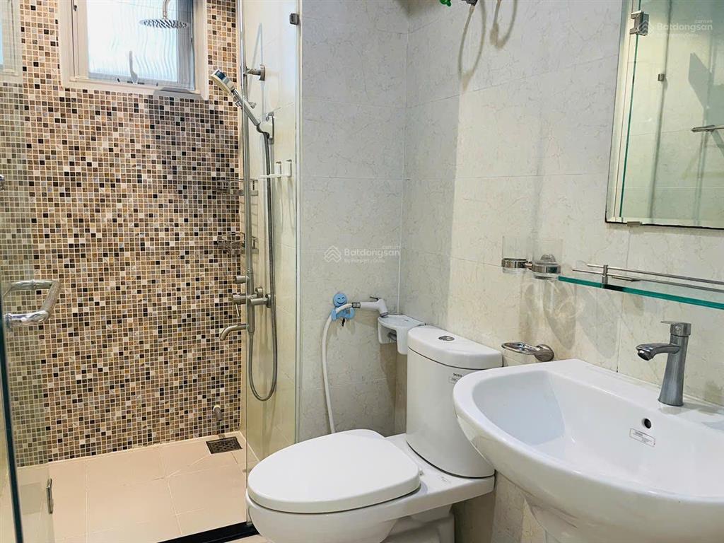 Cần bán nhanh căn hộ 77m2, chung cư scenic valley 1, giá 7.750 tỷ, nội thất đầy đủ.