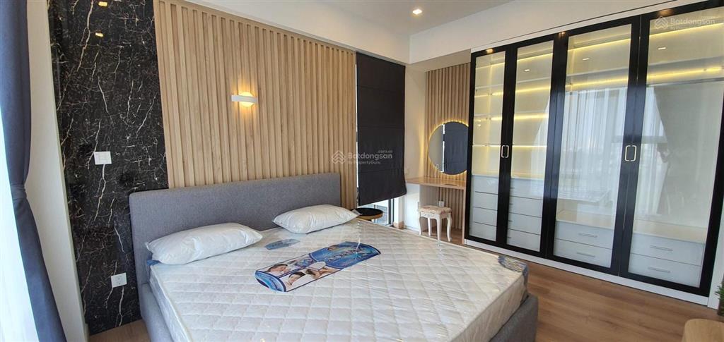 Cho thuê căn hộ 02pn, chung cư urban hill, giá 25tr/tháng, nhà đẹp, view tây bắc.