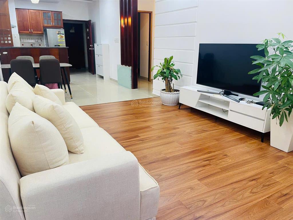 Bán căn hộ 02pn, 71m2, chung cư sky garden 2, giá 4.9 tỷ, nhà đang có hợp đồng thuê 15tr/tháng
