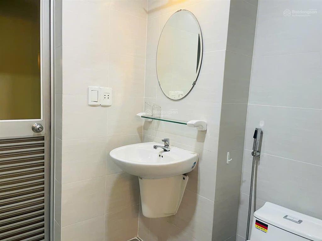 Bán căn hộ 02pn, 71m2, chung cư sky garden 2, giá 4.9 tỷ, nhà đang có hợp đồng thuê 15tr/tháng