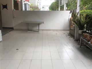 Cho thuê shophouse chung cư scenic valley 1, diện tích 77m2, + 28m2 sân, giá 22tr/tháng
