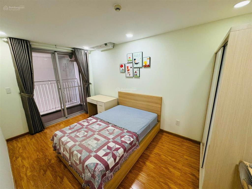 Bán căn hộ chung cư scenic valley 1, 110m2, 03pn, giá 10 tỷ, nhà đang có hợp đồng thuê.