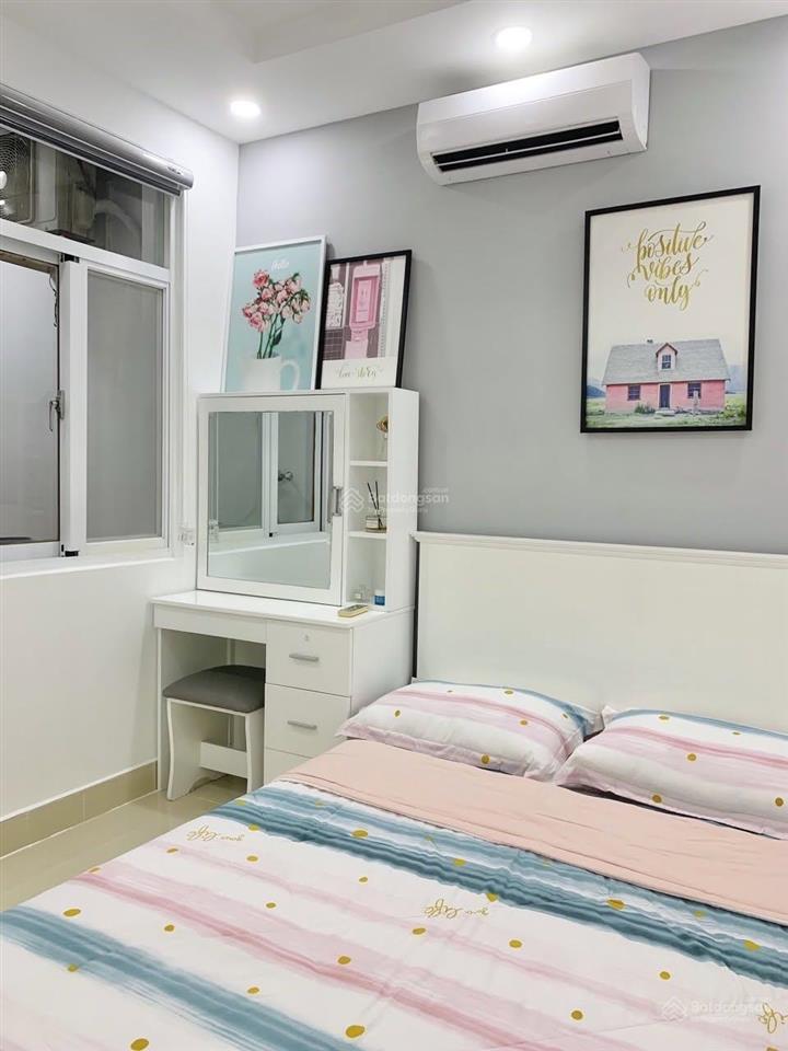 Bán căn hộ chung cư sky garden 3, 70,12m2, 3pn, giá 4.8 tỷ, nhà đang có hợp đồng thuê