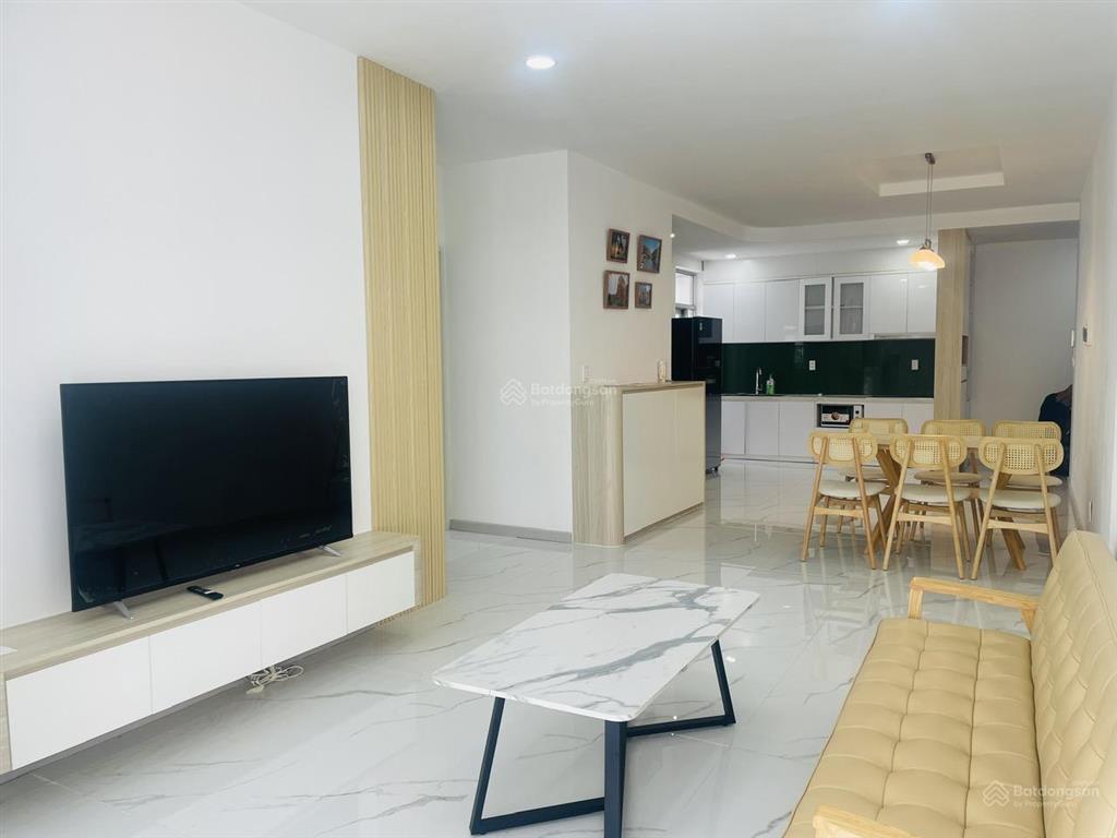 Cho thuê căn góc 03pn, chung cư sky garden 2, giá 25tr/tháng, nhà mới, đầy đủ nội thất.
