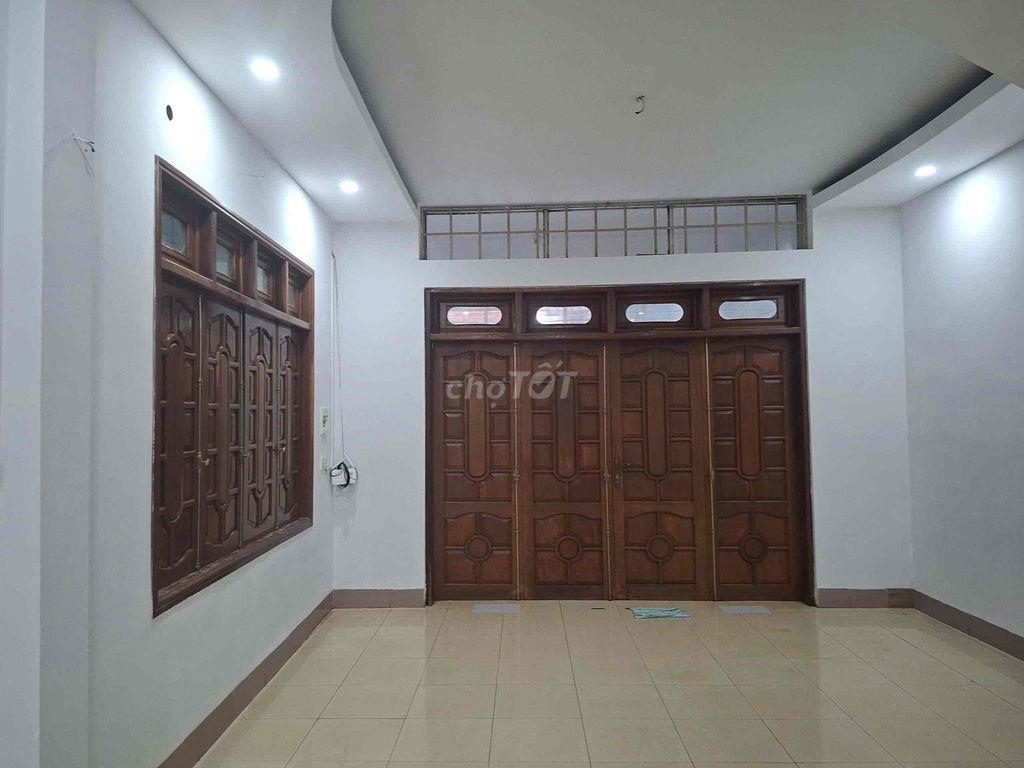 MẶT TIỀN KINH DOANH NGUYỄN VĂN CỪ CÁCH MƯỜNG THANH 100m