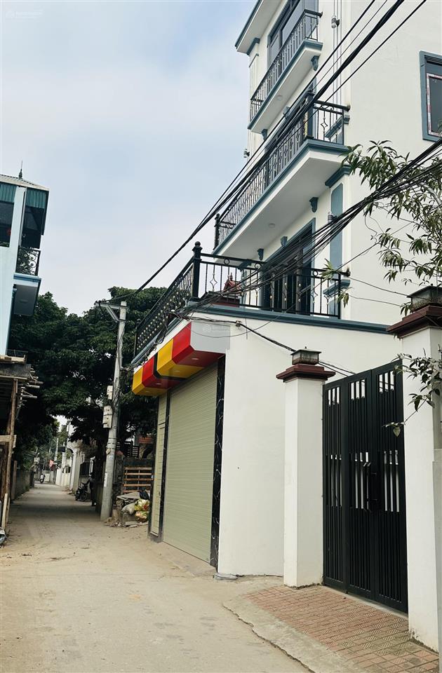 Chính chủ bán nhà 83m2, 4 tầng, mặt đường, gara ô tô, kinh doanh 7,6 tỷ. ko bị quy hoạch