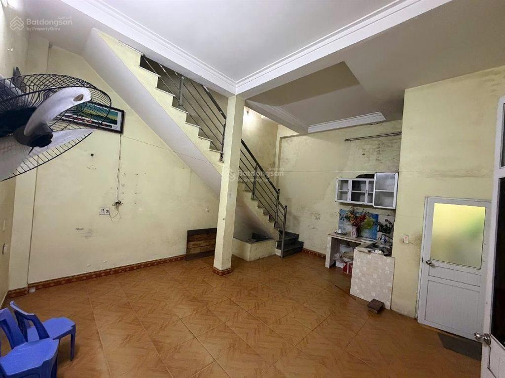 Chính chủ bán nhà nguyễn văn linh  long biên 32m2, 4 tầng, giá 7.5 tỷ