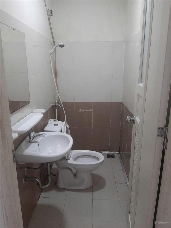 Cho thuê căn 1pn cc đạt gia gần full nội thất cơ bản giá 5 triệu.  0934 019 ***