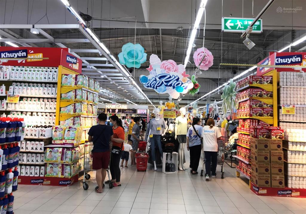 Cho thuê mặt bằng 1500m2 trung tâm đống đa