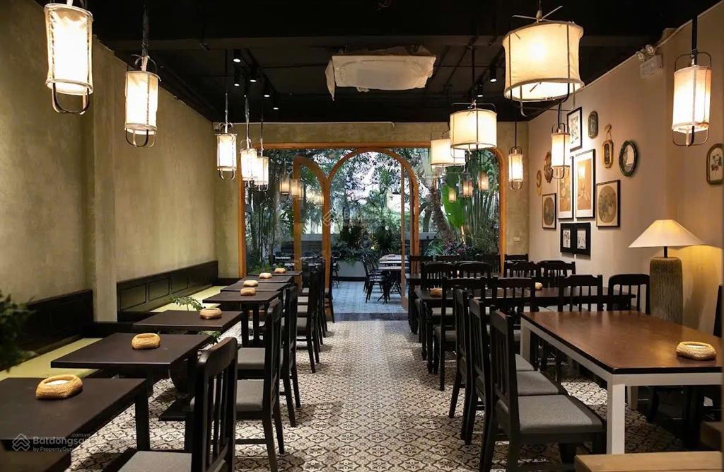 Siêu hot ! nhà mặt phố trung hoà, dtsd 500m2, q. cầu giấy
