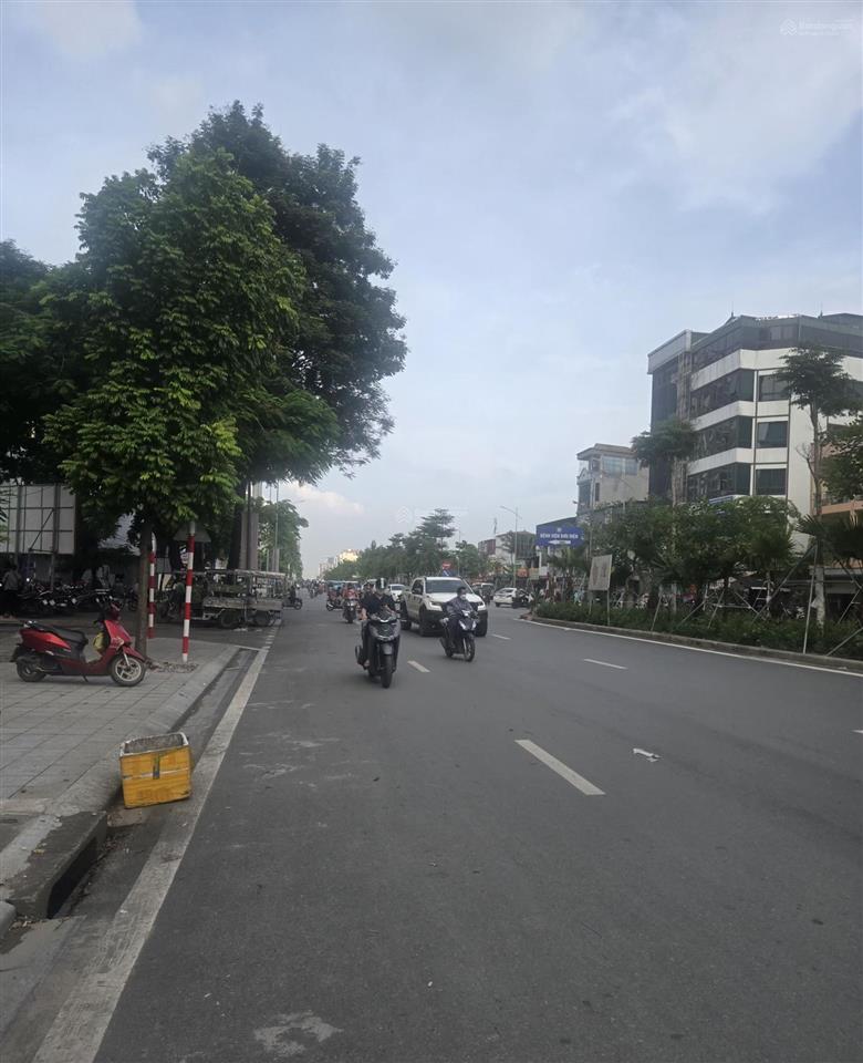 Bán nhà riêng lê trọng tấn 60m2  5 tầng, gara 7 chỗ, phân lô quân đội 16.8 tỷ   0904 161 ***