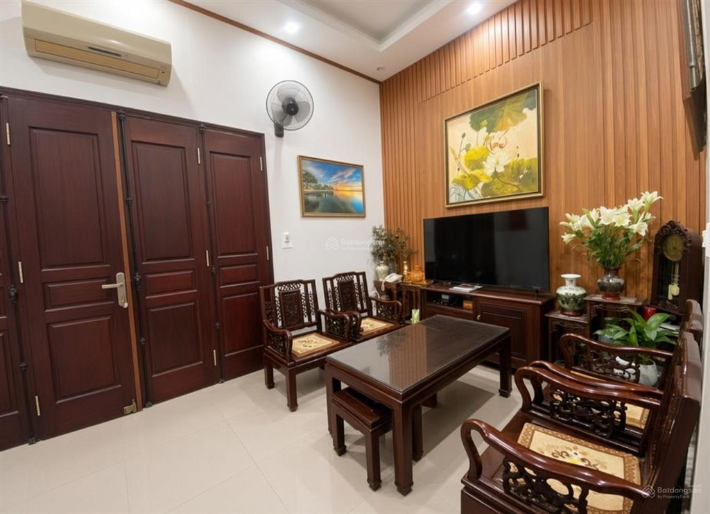 Bán nhà hoàng văn thái, phân lô, ô tô đỗ cửa, lô góc 45m2  5 tầng  chỉ 11.8 tỷ   0904 161 ***