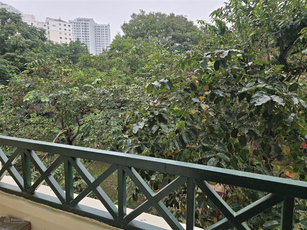 Bán cc 3pn, 2wc tại linh đàm, 4,4 tỷ, 74m2, p định công, q.hoàng mai, hn   0904 161 ***