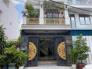 Nhà man thiện  vị trí v.i.p  xe hơi ngủ trong nhà  3 tầng mới đẹp