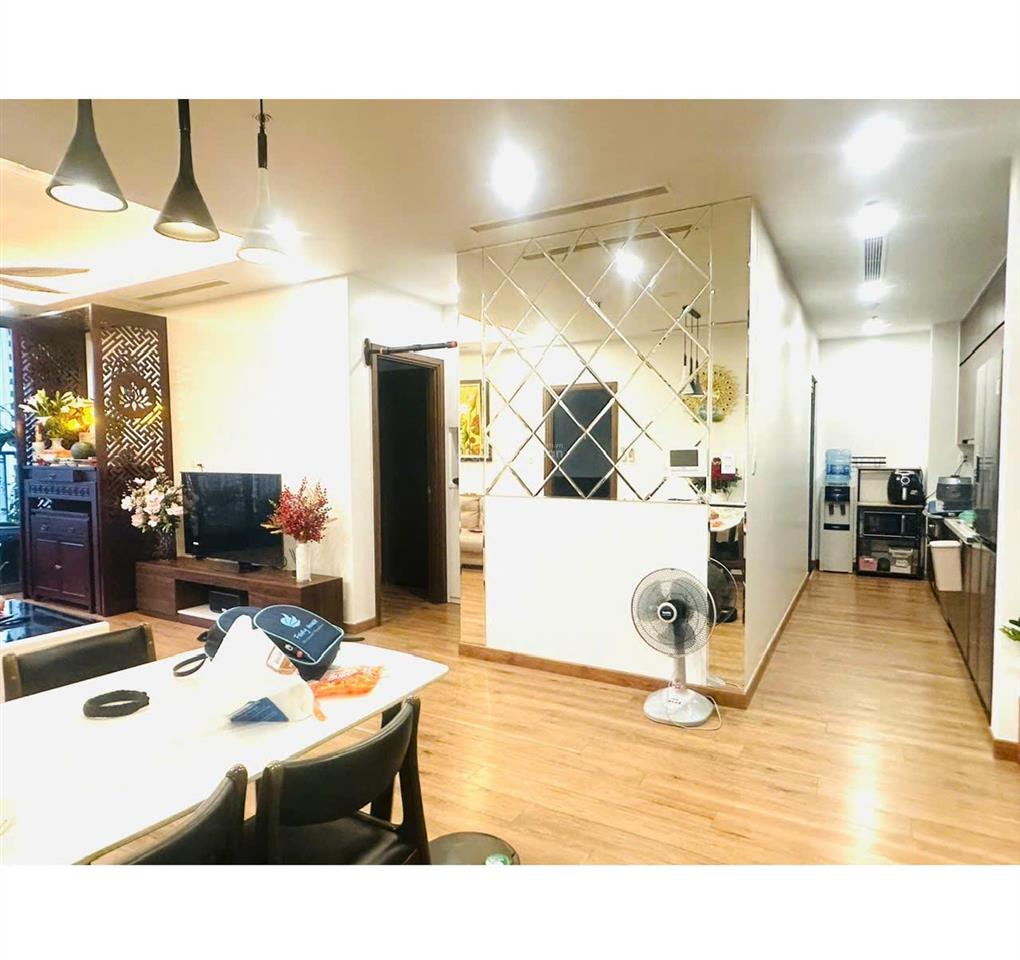 Vợ chồng tôi bán căn góc 3pn 110m đẹp nhất dự án hinode city 201 minh khai