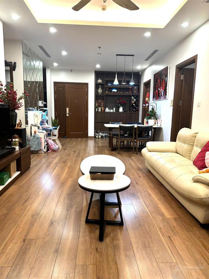 Vợ chồng tôi bán căn góc 3pn 110m đẹp nhất dự án hinode city 201 minh khai