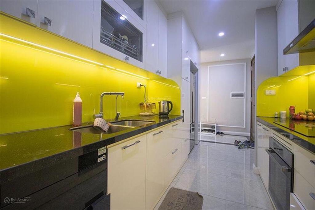Chuyển xuống biệt thự tôi cần bán căn góc 4 ngủ 162m view cực đẹp chung cư sun ancora lương yên