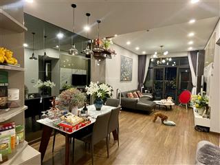 Chuyển lên duplex tôi bán căn 2 ngủ 82,7m view thành phố chung cư sun ancora lương yên