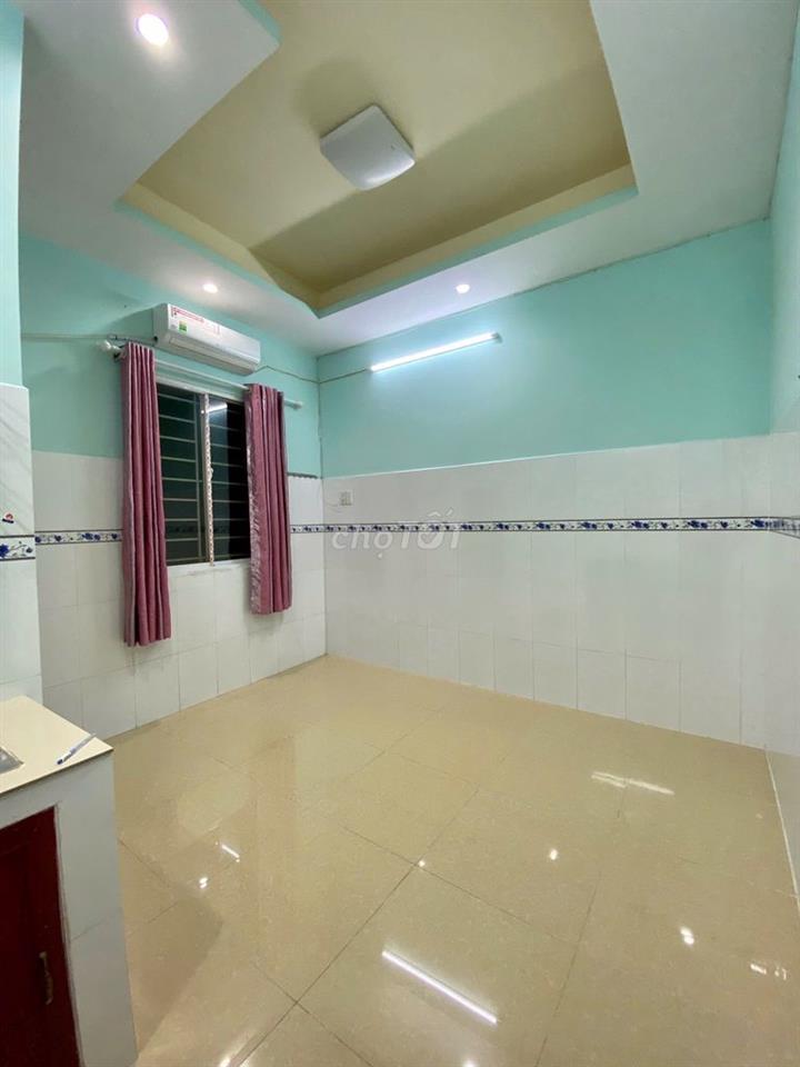 Phòng trọ quận 4 - giờ giấc tự do