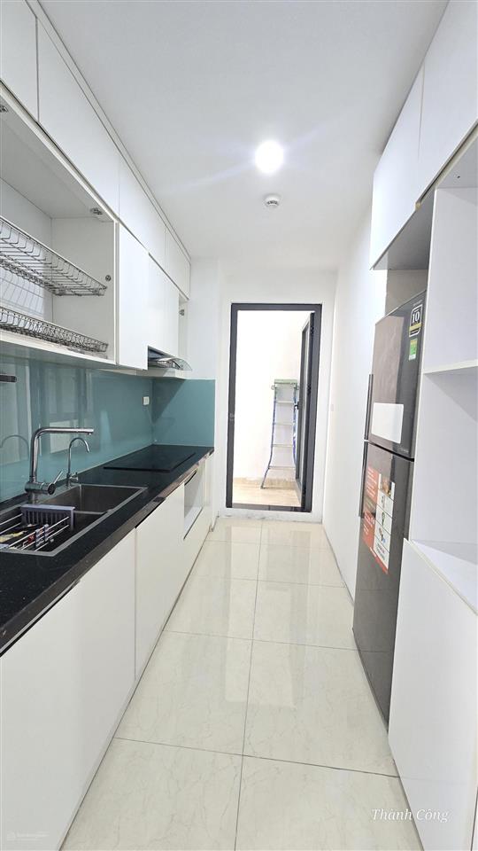 Homeland long biên  bán căm 65m2 2pn 2vs view bể bơi, cầu đông trù
