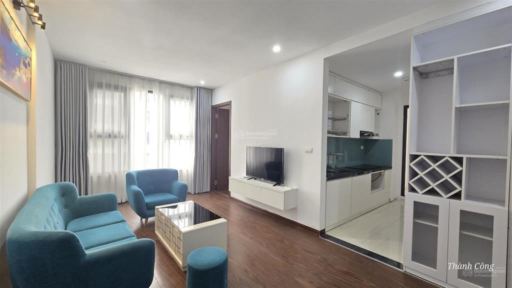 Homeland long biên  bán căm 65m2 2pn 2vs view bể bơi, cầu đông trù