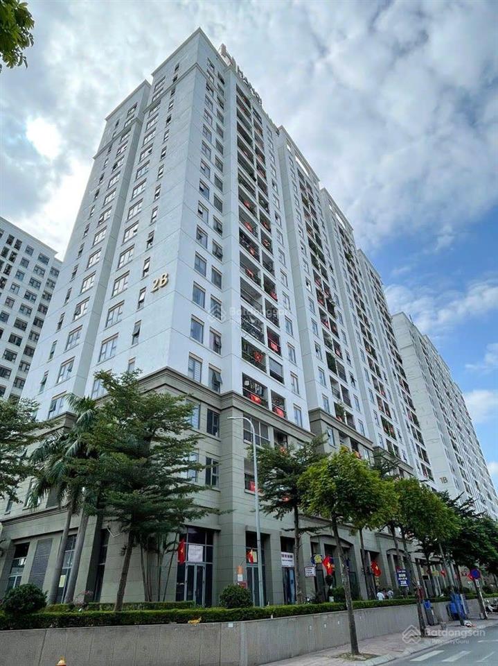 Bán căn 69m2 ban công view cầu đông trù cực đẹp.