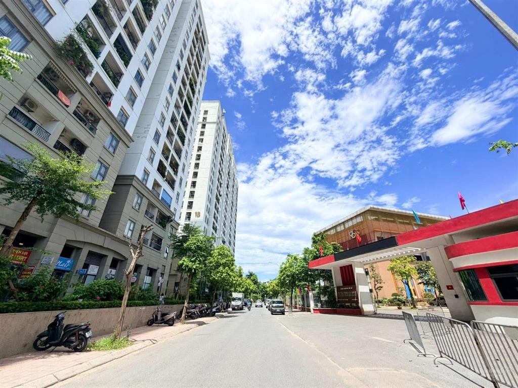 Bán căn 3pn 2vs tại hà nội homeland long biên
