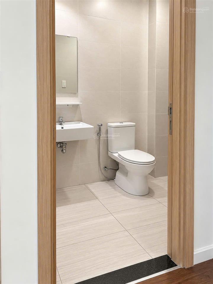 Chính chủ bán 2 pn, 63m2, ban công đông nam gió mát, sổ hồng, giá bán thiện chí 5,3 ty