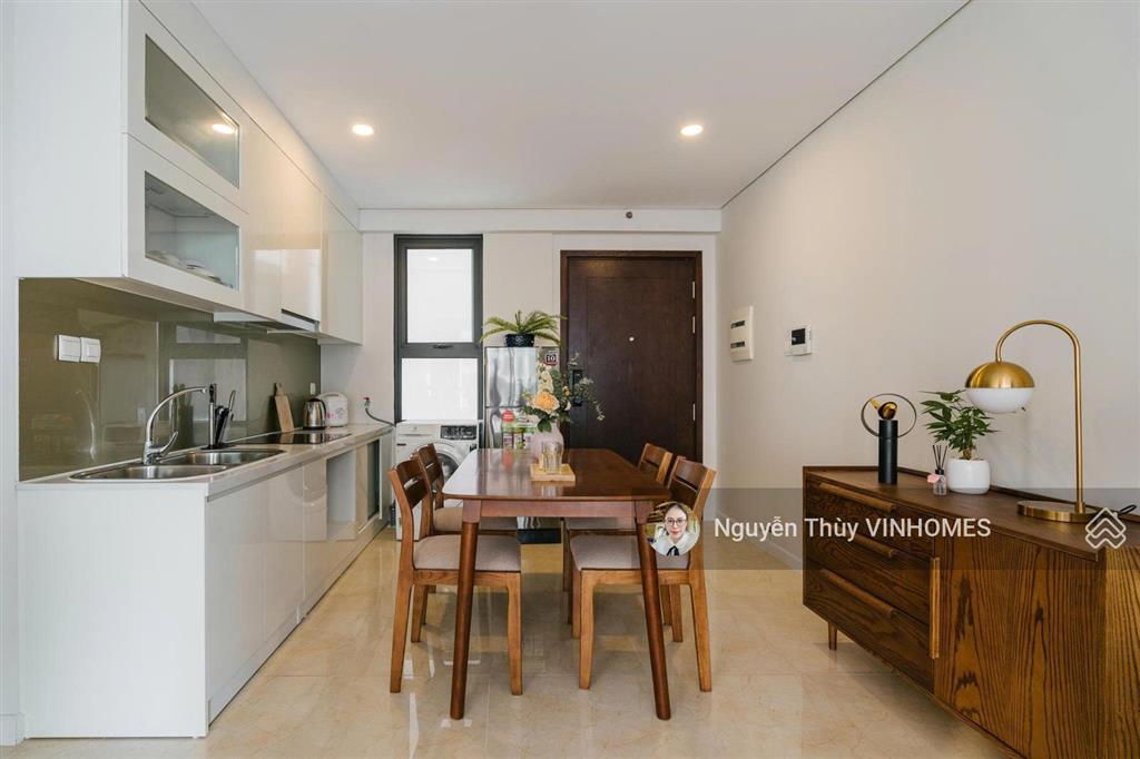 Cho thuê cc 2 ngủ d'capitale trần duy hưng