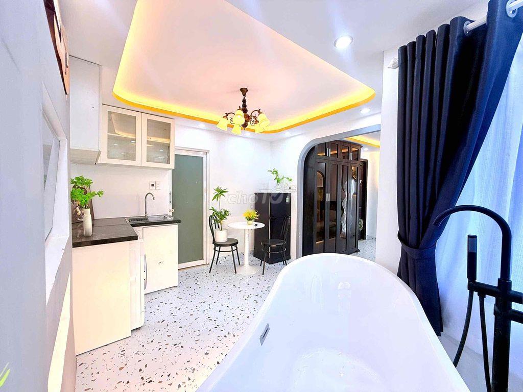 cho thuê penhouse trung tâm bến thành quận 1