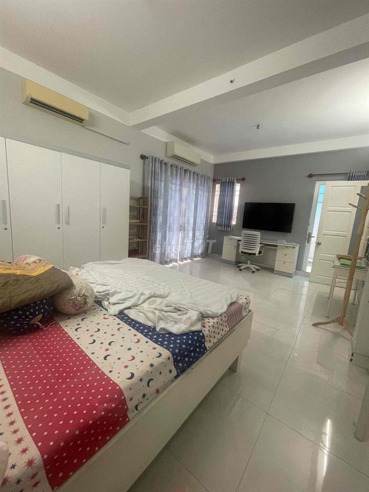cho thuê nhà 1 sẹc 4 tầng ngang 8m full nội thất gần mặt tiền