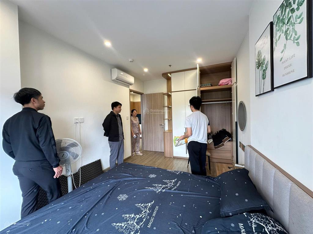 7/04 cc gửi cho thuê căn 1n1vs sakura sa5 mới đẹp full đồ có vườn thượng quyển trên tầng cao nhất