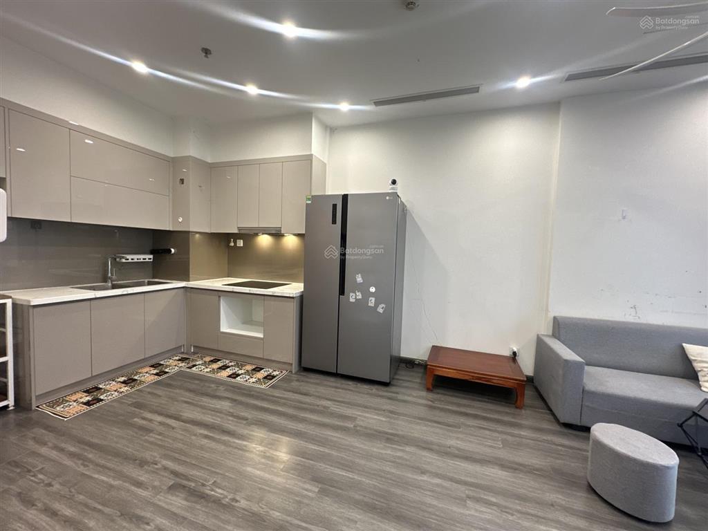 Tôi chính chủ cho thuê 1n1vs tonkin có chỗ để ô tô, full đồ nhà trống giá 9tr