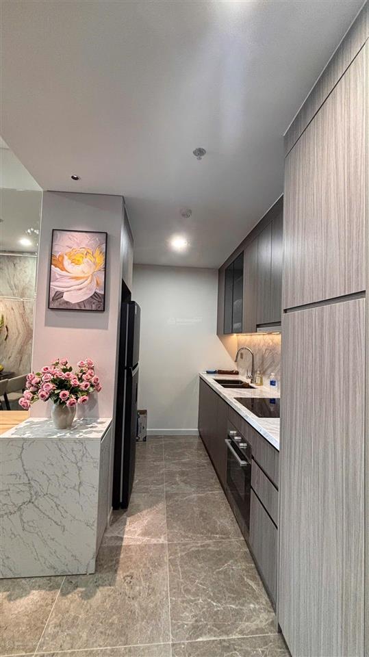 Tôi mới làm xong nội thất căn 75m2 lumiere evergreen căn 2n+2vs góc cần tìm khách ngay