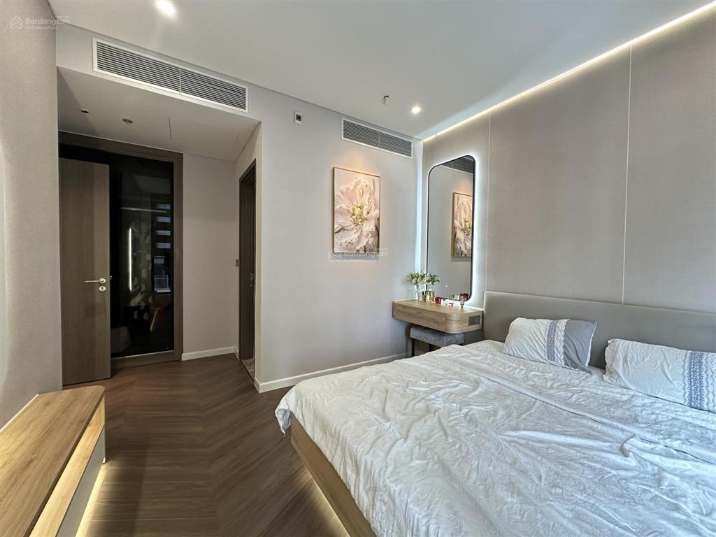 Tôi mới làm xong nội thất căn 75m2 lumiere evergreen căn 2n+2vs góc cần tìm khách ngay