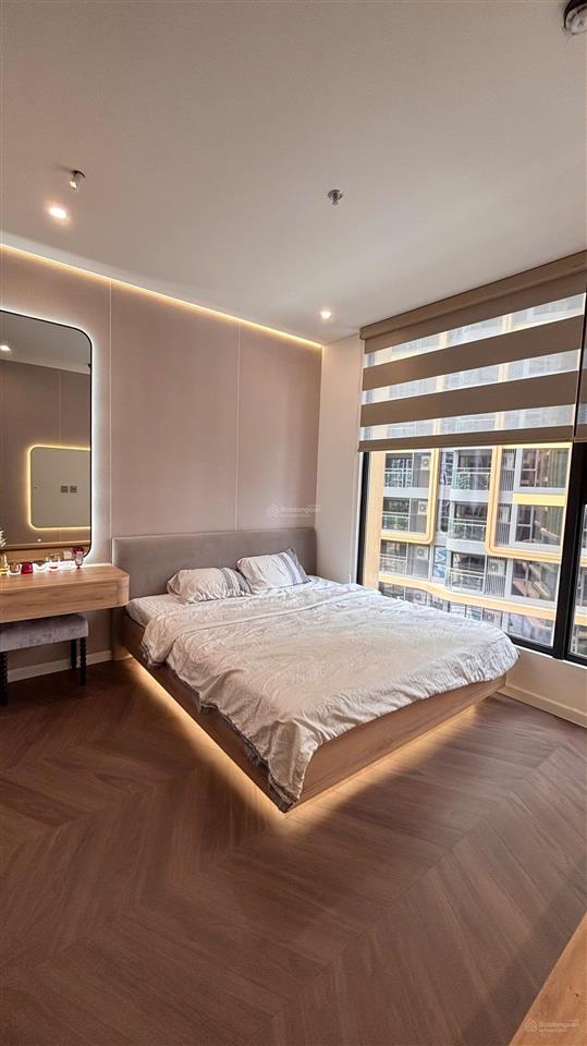 Tôi mới làm xong nội thất căn 75m2 lumiere evergreen căn 2n+2vs góc cần tìm khách ngay