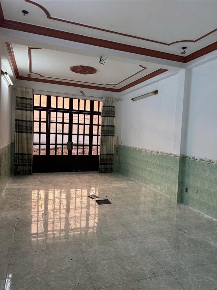 Bán nhà Mặt tiền hẻm 1/ hẻm 679 Quang Trung - Hạnh Thông Tây, 4x17m, 4T - 4PN, 14,8 tỷ.