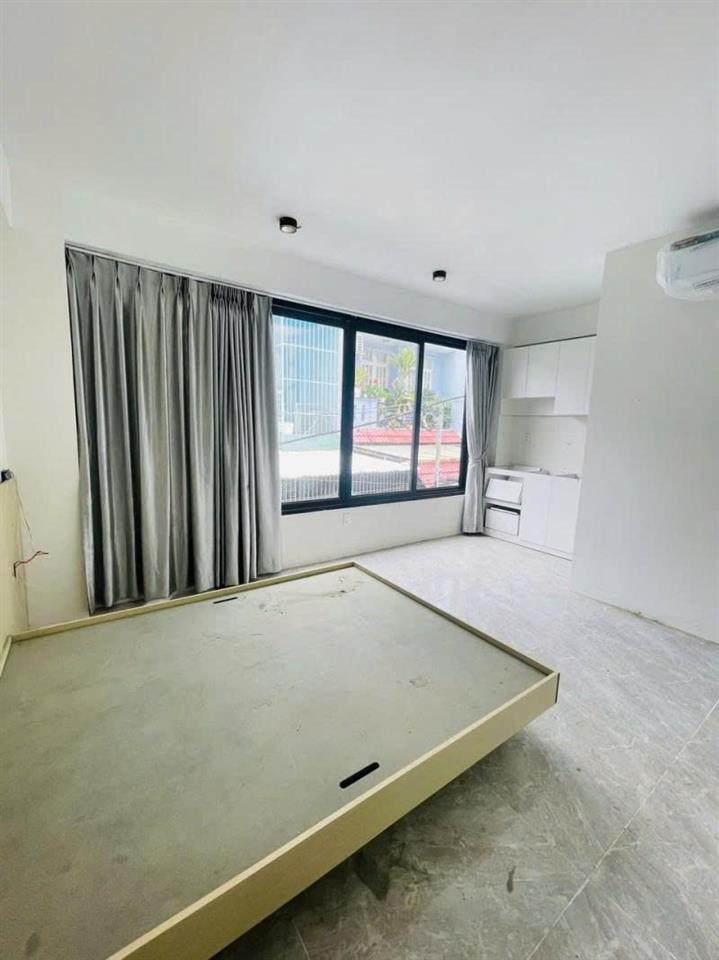 Bán nhà Hẻm 745 Quang Trung - gần Phạm Văn Chiêu, 5,4x18m, 5 Tầng - 15 PN, chỉ 11 Tỷ.