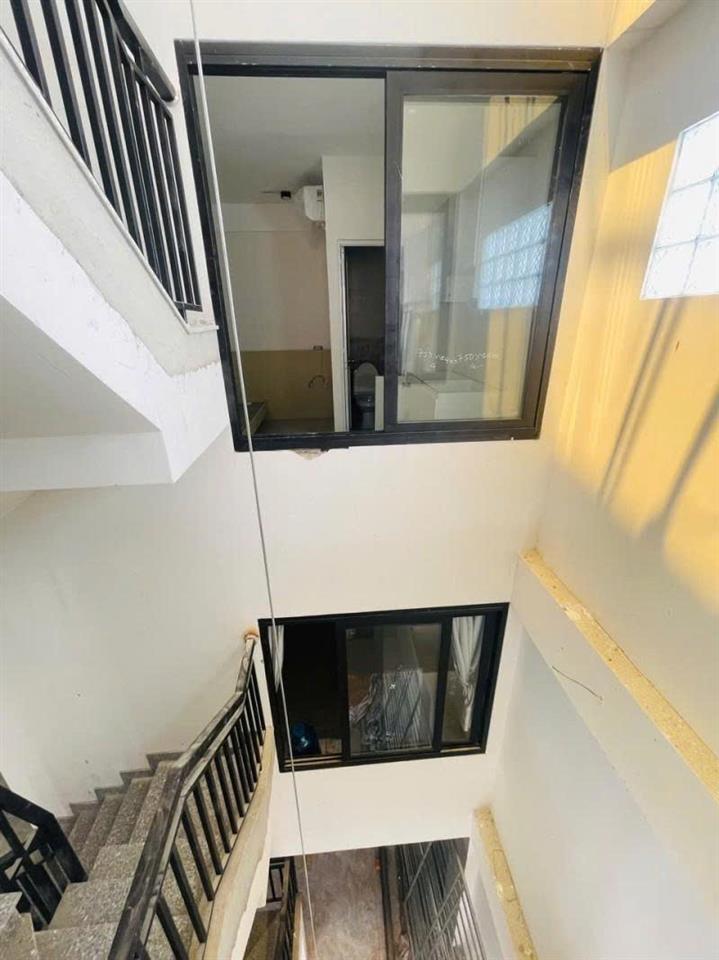 Bán nhà Hẻm 745 Quang Trung - gần Phạm Văn Chiêu, 5,4x18m, 5 Tầng - 15 PN, chỉ 11 Tỷ.
