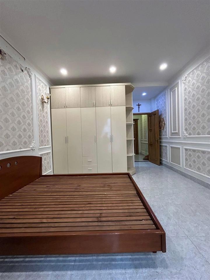 Bán nhà Hẻm 5m  Phạm Văn Chiêu, gần Chợ Thạch Đà, 4x15m, 5 Tầng - 4 PN, chỉ 7,5 tỷ.
