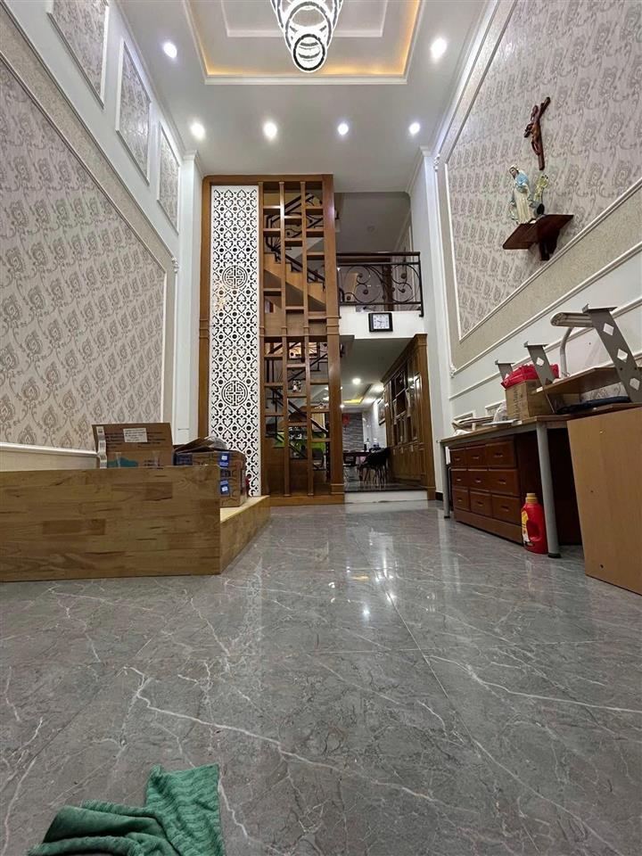 Bán nhà Hẻm 5m  Phạm Văn Chiêu, gần Chợ Thạch Đà, 4x15m, 5 Tầng - 4 PN, chỉ 7,5 tỷ.